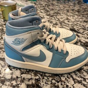 Jordan - Light Blue and White Sneakers